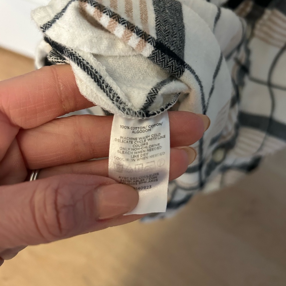 LOFT White, Beige and Black Plaid Flannel Shirt Size XS - Picture 5 of 7
